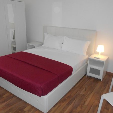 Colosseo Guest House Gil 로마 외부 사진