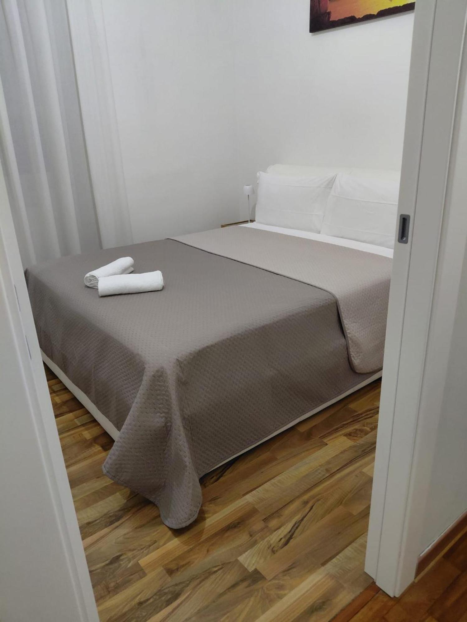 Colosseo Guest House Gil 로마 외부 사진